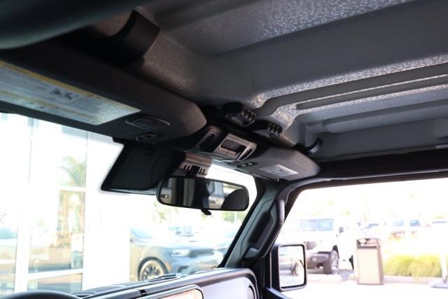 new 2025 Jeep Wrangler car, priced at $43,236