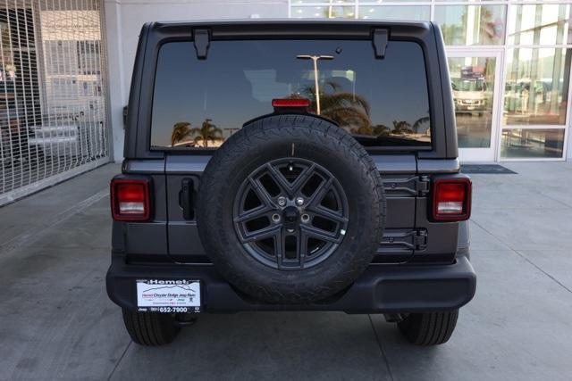 new 2025 Jeep Wrangler car, priced at $43,236