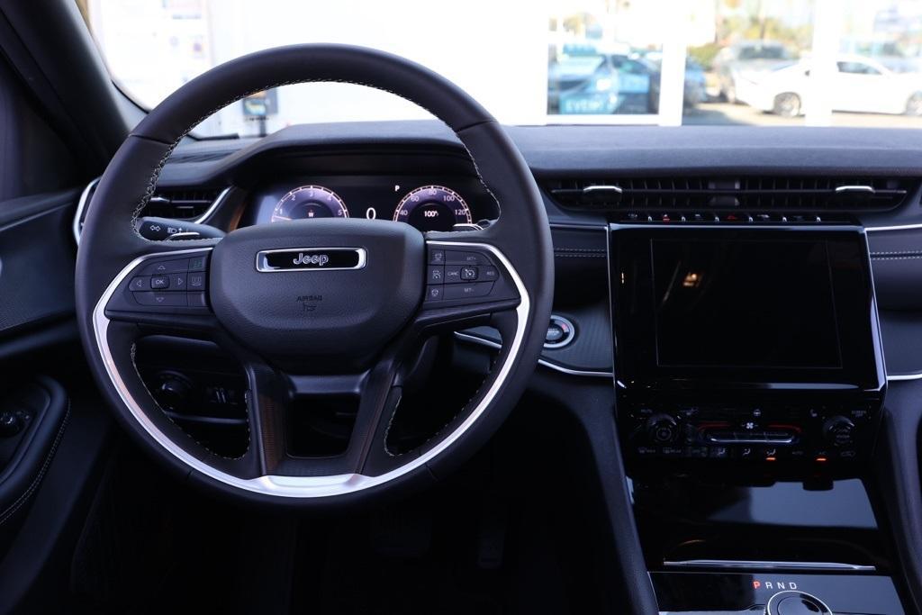 new 2025 Jeep Grand Cherokee L car, priced at $42,280