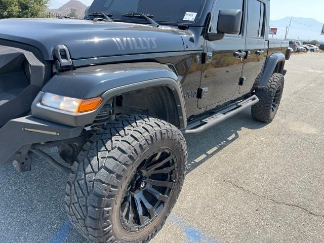 used 2021 Jeep Gladiator car, priced at $32,426