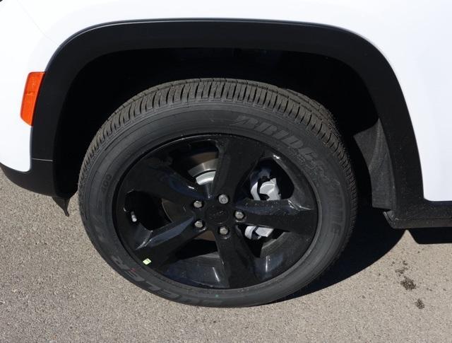 new 2025 Jeep Grand Cherokee car, priced at $46,153