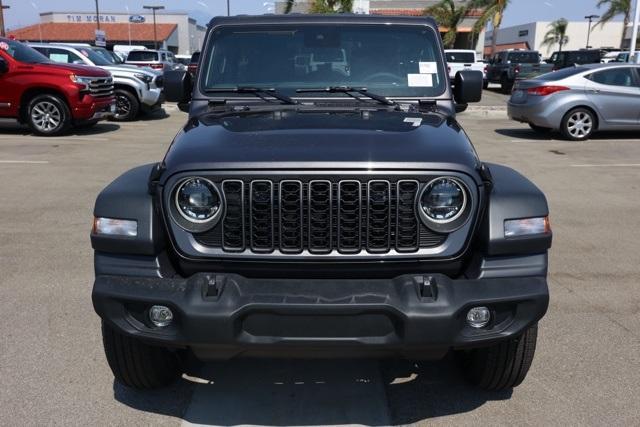 new 2025 Jeep Wrangler car, priced at $48,073
