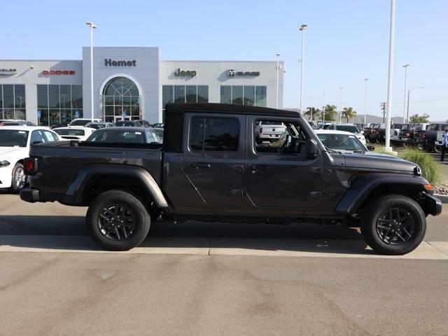 new 2024 Jeep Gladiator car, priced at $36,343