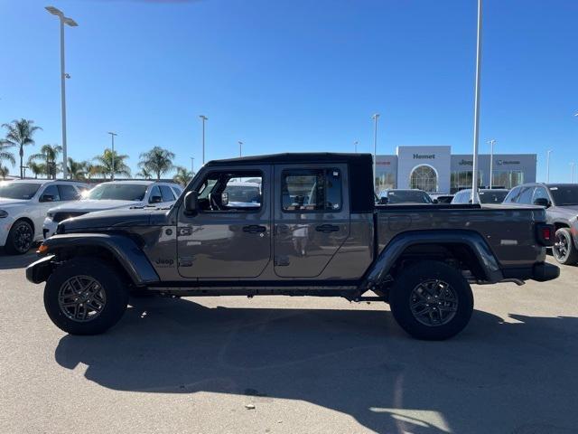 new 2024 Jeep Gladiator car, priced at $36,343