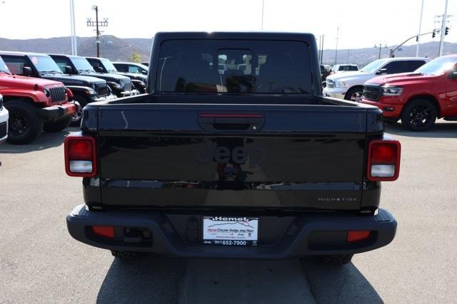 new 2025 Jeep Gladiator car, priced at $47,285