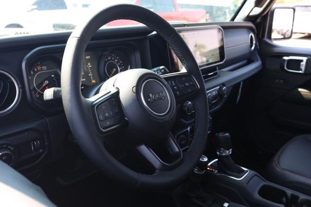 new 2025 Jeep Gladiator car, priced at $47,285