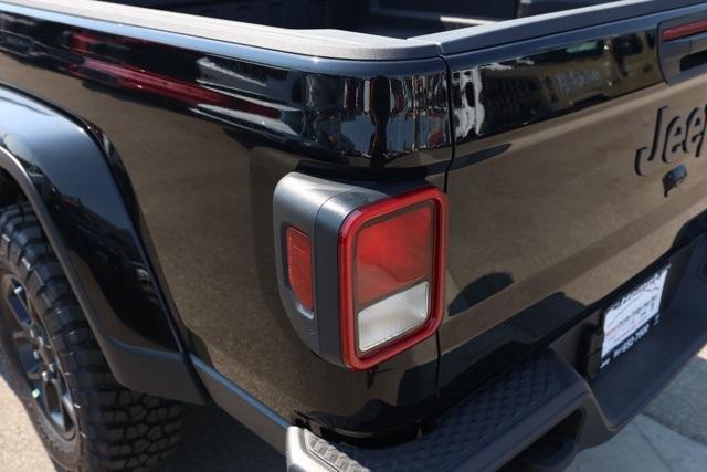 new 2025 Jeep Gladiator car, priced at $47,285