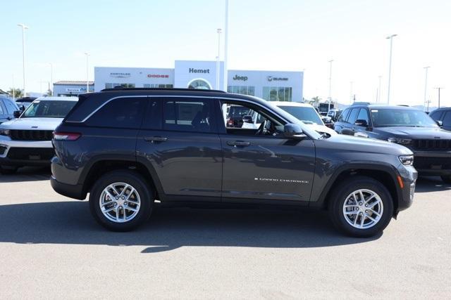 new 2025 Jeep Grand Cherokee car, priced at $42,651