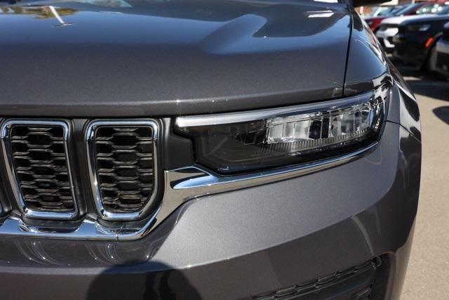 new 2025 Jeep Grand Cherokee car, priced at $42,651