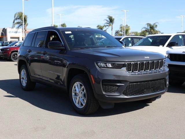 new 2025 Jeep Grand Cherokee car, priced at $43,970