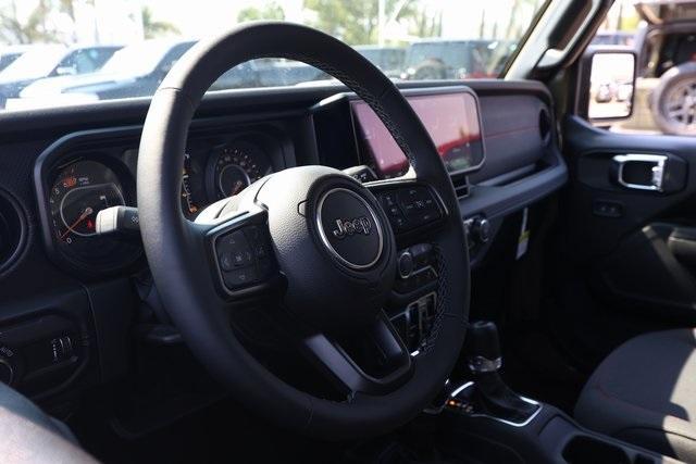 new 2025 Jeep Wrangler car, priced at $62,176