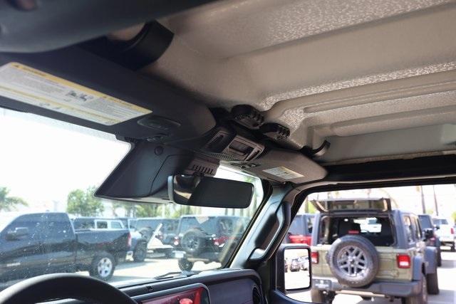 new 2025 Jeep Wrangler car, priced at $62,176