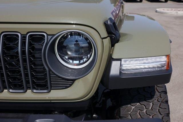 new 2025 Jeep Wrangler car, priced at $62,176