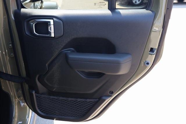 new 2025 Jeep Wrangler car, priced at $62,176