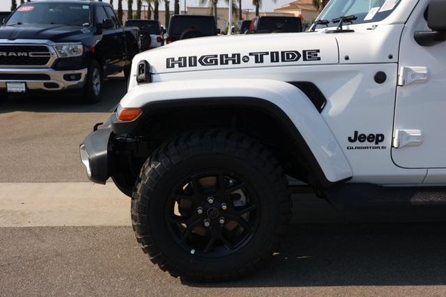 new 2025 Jeep Gladiator car, priced at $49,740