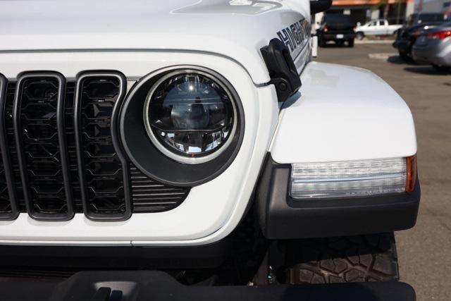 new 2025 Jeep Gladiator car, priced at $49,740