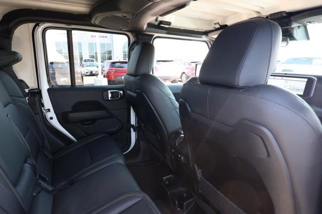new 2025 Jeep Gladiator car, priced at $49,740
