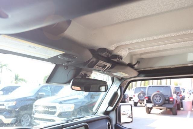 new 2025 Jeep Gladiator car, priced at $49,740
