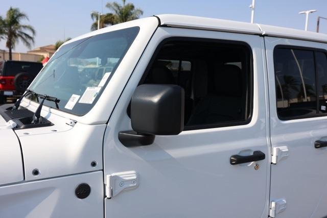 new 2025 Jeep Gladiator car, priced at $49,740