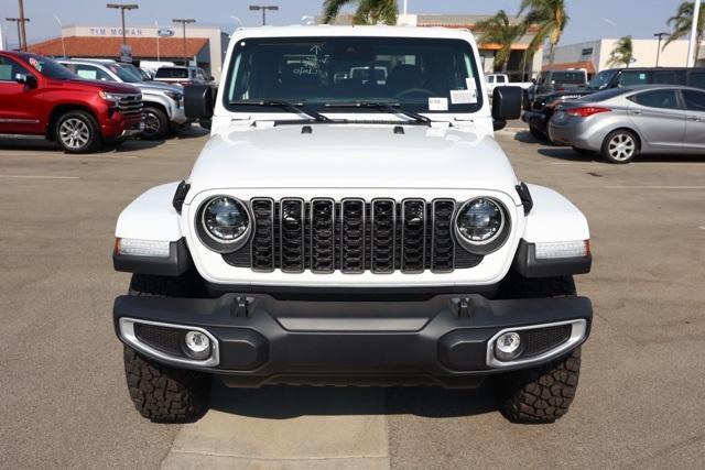 new 2025 Jeep Gladiator car, priced at $49,740