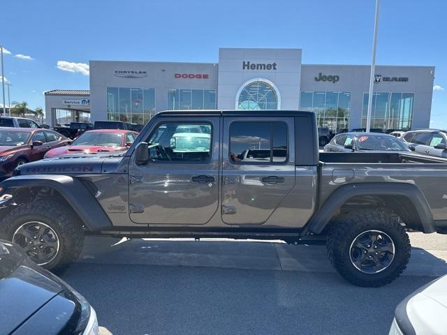 used 2023 Jeep Gladiator car, priced at $39,387