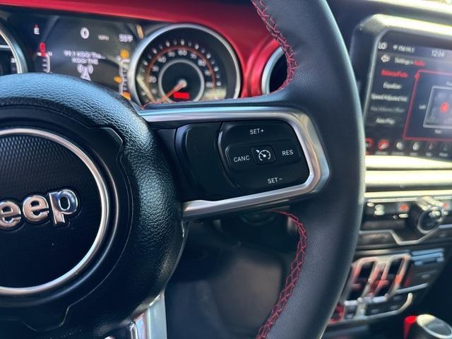used 2023 Jeep Gladiator car, priced at $39,387