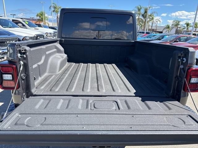 used 2023 Jeep Gladiator car, priced at $39,387