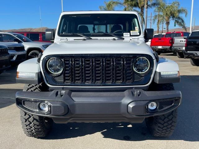 new 2025 Jeep Gladiator car, priced at $51,435