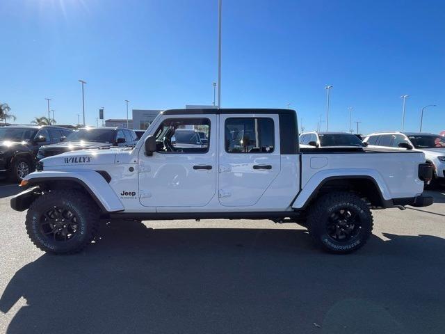 new 2025 Jeep Gladiator car, priced at $51,435