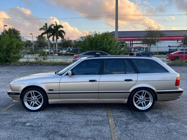 used 1995 BMW 525 car, priced at $13,900