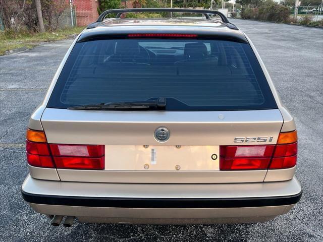 used 1995 BMW 525 car, priced at $13,900