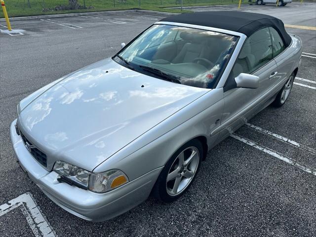 used 2004 Volvo C70 car, priced at $7,490
