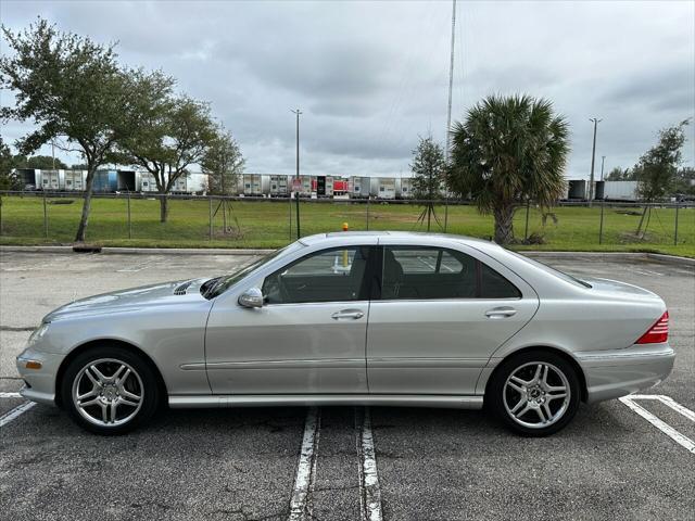 used 2006 Mercedes-Benz S-Class car, priced at $10,900