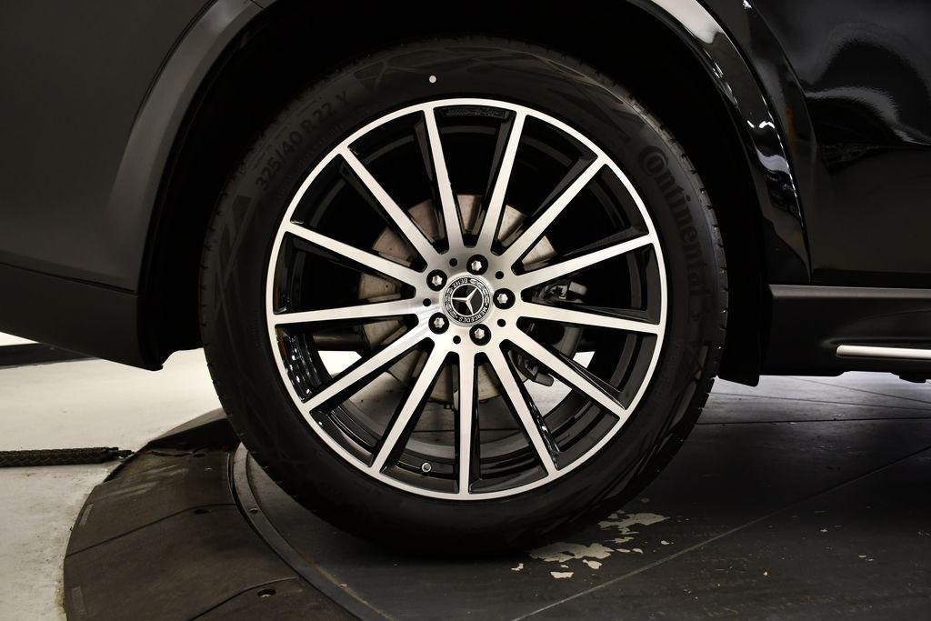 new 2026 Mercedes-Benz GLS 580 car, priced at $119,330