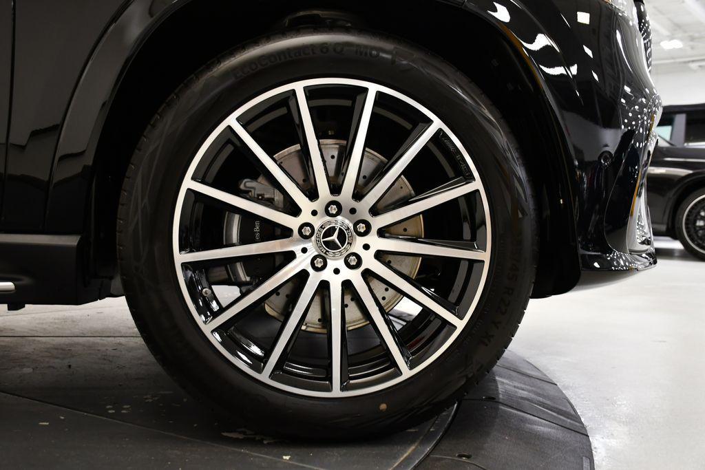 new 2026 Mercedes-Benz GLS 580 car, priced at $119,330