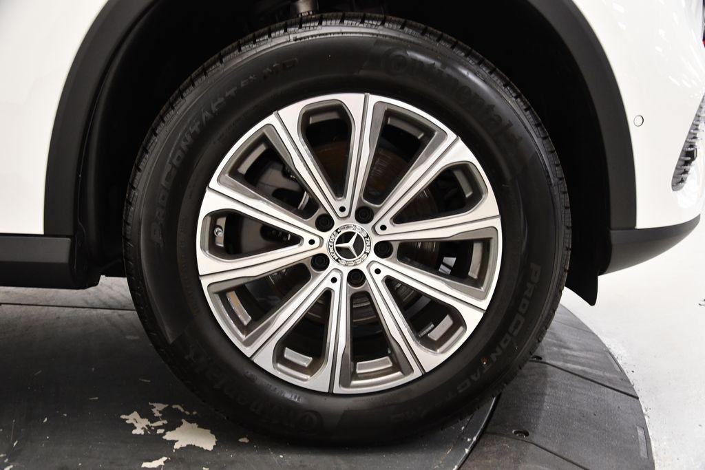 used 2025 Mercedes-Benz GLC 300 car, priced at $44,185