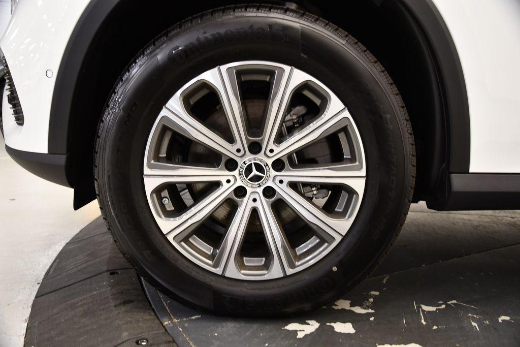 used 2025 Mercedes-Benz GLC 300 car, priced at $44,185