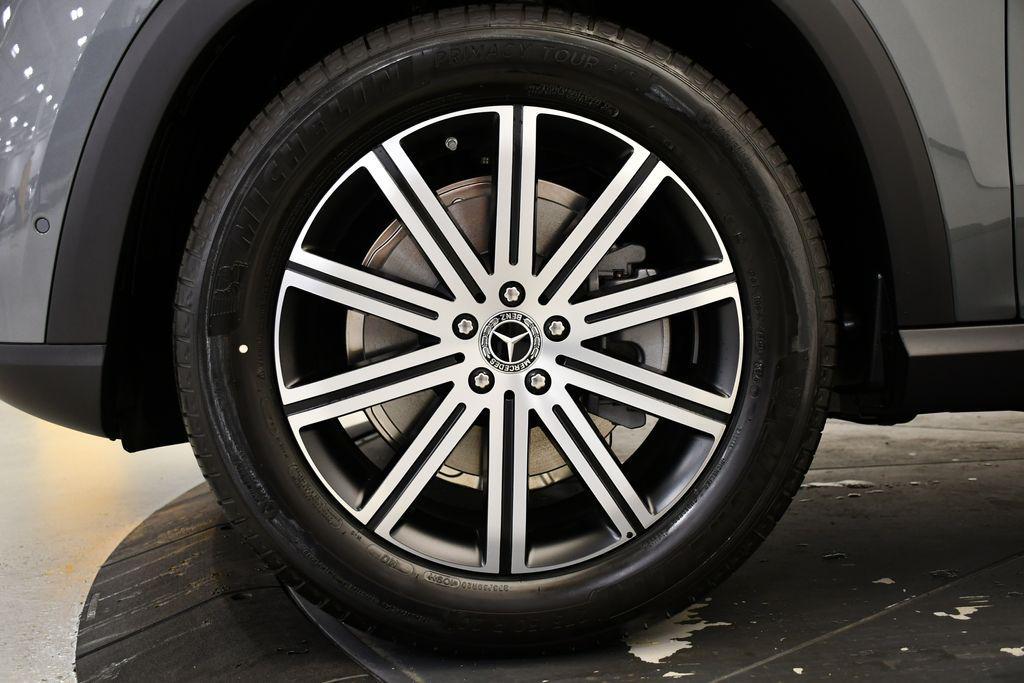 new 2026 Mercedes-Benz GLE 350 car, priced at $71,280