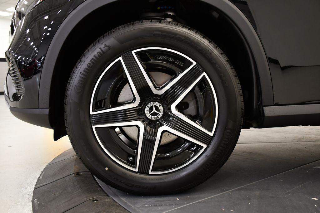 new 2026 Mercedes-Benz GLC 300 car, priced at $54,785