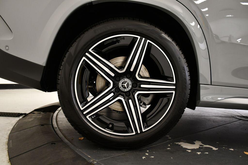 new 2026 Mercedes-Benz GLE 450 car, priced at $92,180