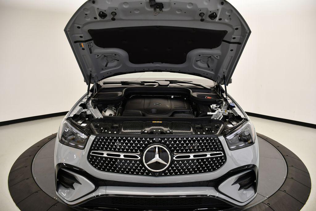 new 2026 Mercedes-Benz GLE 450 car, priced at $92,180