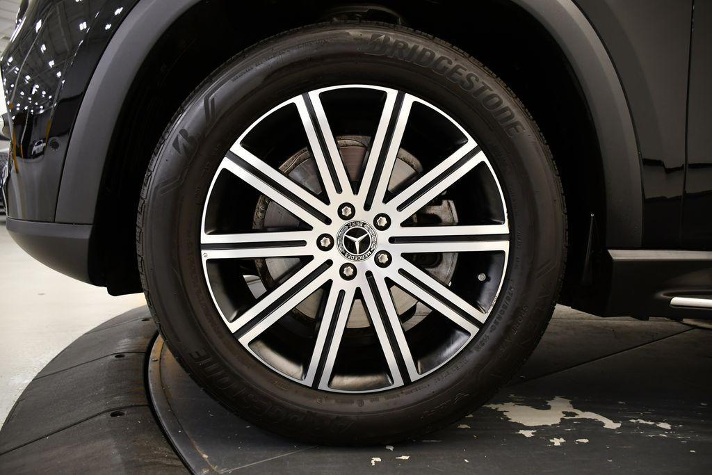 used 2025 Mercedes-Benz GLE 350 car, priced at $59,493