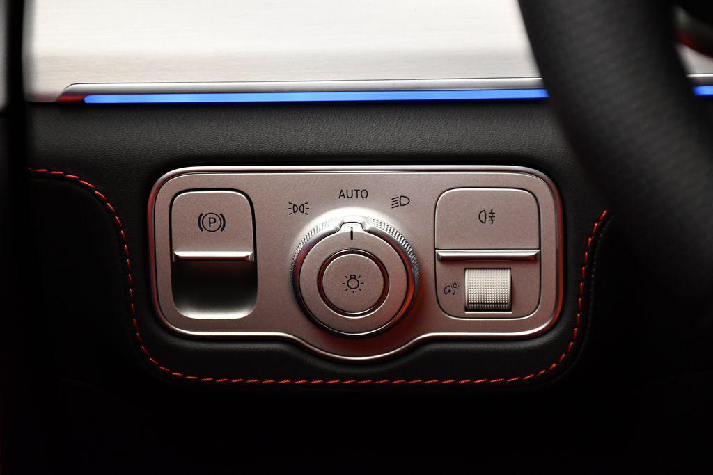 new 2025 Mercedes-Benz AMG GLE 63 car, priced at $134,845