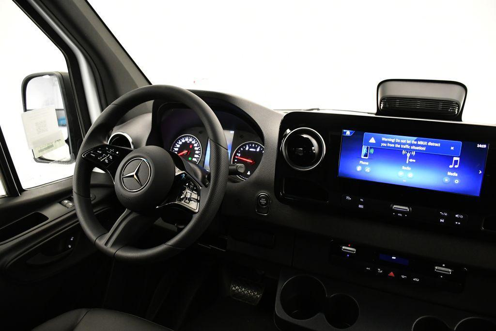 new 2026 Mercedes-Benz Sprinter 2500 car, priced at $59,080