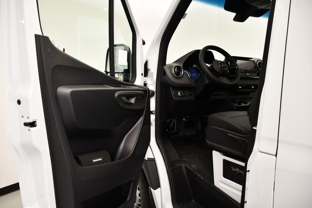 new 2026 Mercedes-Benz Sprinter 2500 car, priced at $59,080
