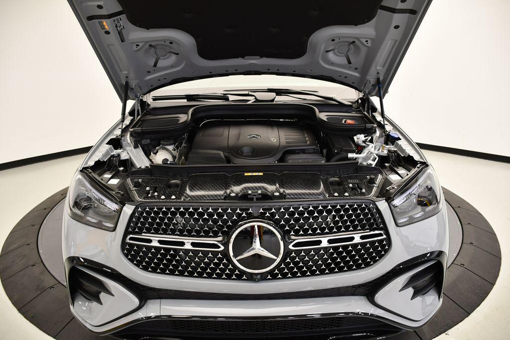 new 2026 Mercedes-Benz GLE 450 car, priced at $92,180