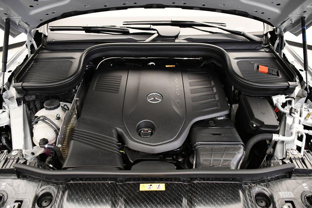 new 2026 Mercedes-Benz GLE 450 car, priced at $92,180