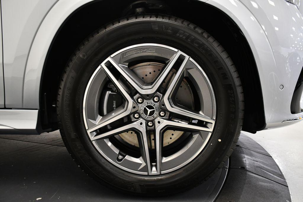 new 2026 Mercedes-Benz GLE 450 car, priced at $81,010