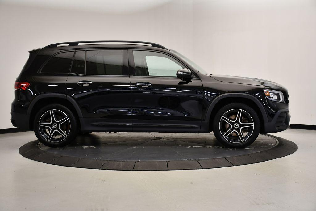 used 2021 Mercedes-Benz GLB 250 car, priced at $26,793
