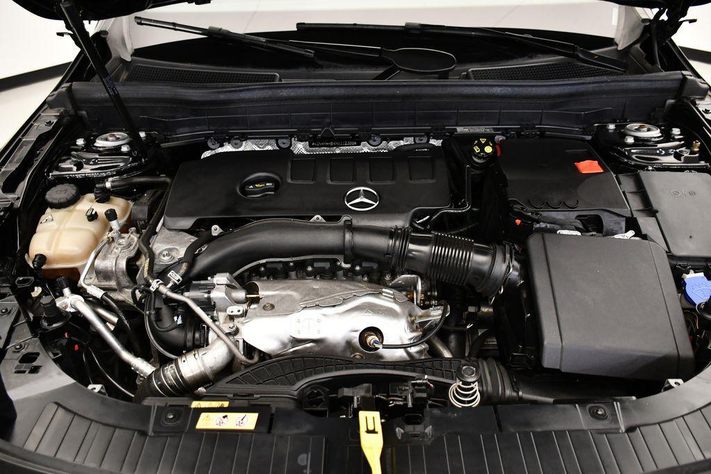 used 2021 Mercedes-Benz GLB 250 car, priced at $26,793